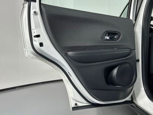 Used 2019 Honda HR-V Sport image 14
