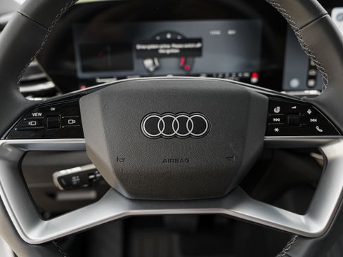 New 2026 Audi Q5 Premium image 17