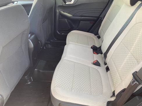 Used 2021 Ford Escape SE FWD image 15