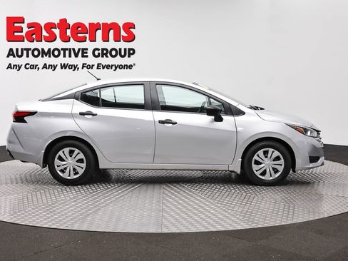 Used 2024 Nissan Versa S w/ Trunk Package FWD image 4