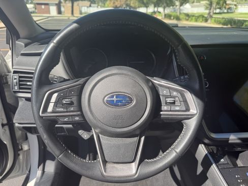 Used 2022 Subaru Outback Premium AWD/4WD image 16