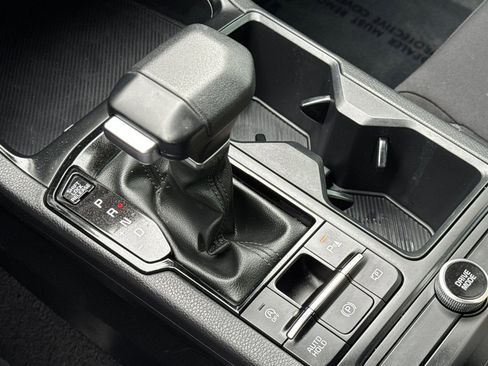 Used 2025 Kia K5 LXS image 19