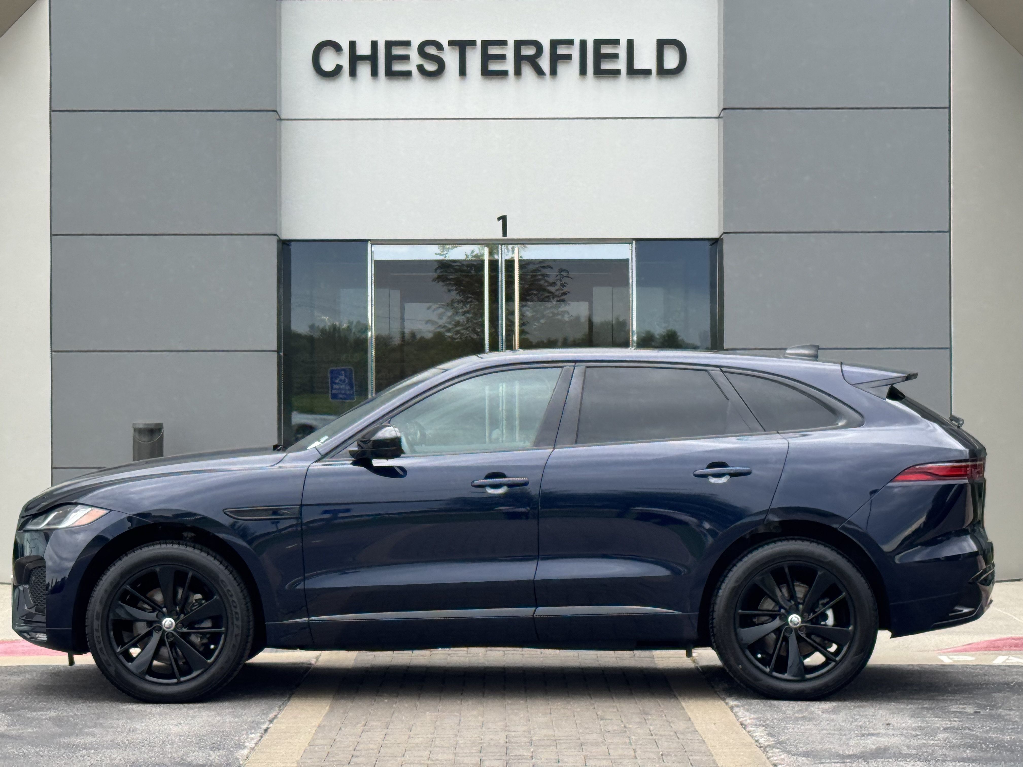 Used 2025 Jaguar F-PACE R-Dynamic S AWD/4WD image 6
