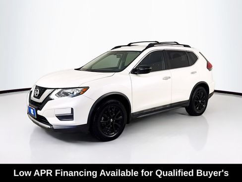 Used 2017 Nissan Rogue SV w/ Midnight Edition Package FWD image 3