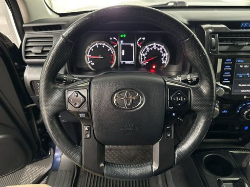 Used 2023 Toyota 4Runner TRD Off-Road Premium w/ Moonroof Package AWD/4WD image 14