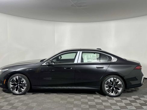 New 2026 BMW 530i xDrive image 8