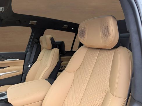 New 2026 Cadillac Escalade IQ Sport 2 w/ LPO, Floor Liner Package AWD/4WD image 9