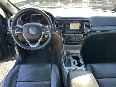 Used 2019 Jeep Grand Cherokee Limited w/ Luxury Group II image 12