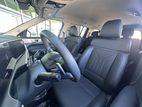 Used 2024 Hyundai Santa Fe SEL image 15