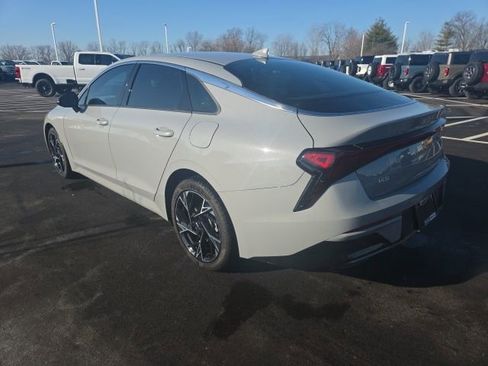 Used 2025 Kia K5 GT-Line image 3
