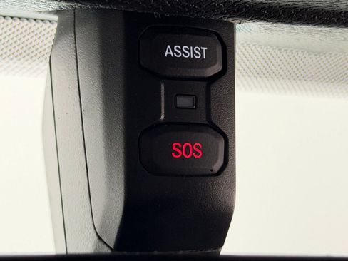 Used 2018 Jeep Wrangler Unlimited Sahara AWD/4WD image 18