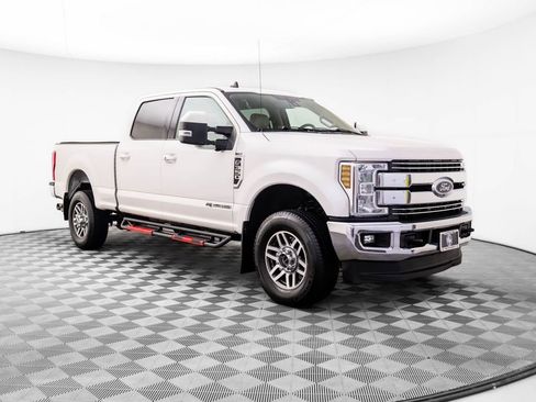 Used 2019 Ford F350 Lariat w/ Lariat Ultimate Package image 10