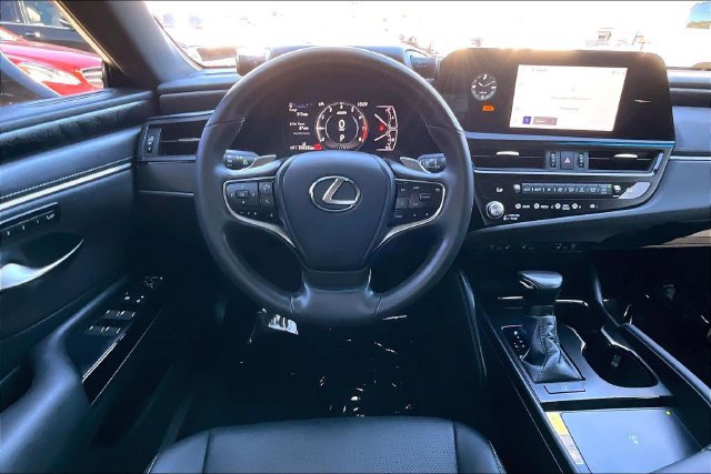 Used 2024 Lexus ES 350 w/ Premium Package FWD image 4