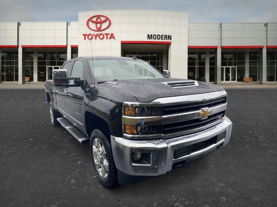 Used 2019 Chevrolet Silverado 2500 LTZ w/ Duramax Plus Package AWD/4WD image 3