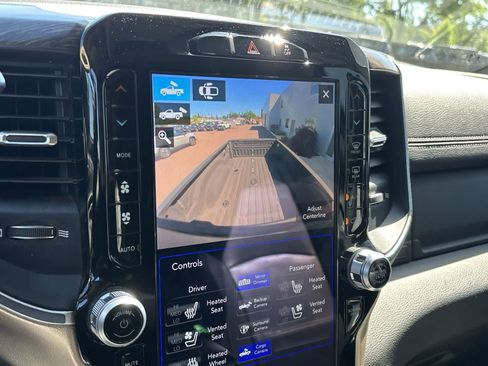 Used 2019 RAM 3500 Laramie AWD/4WD image 21