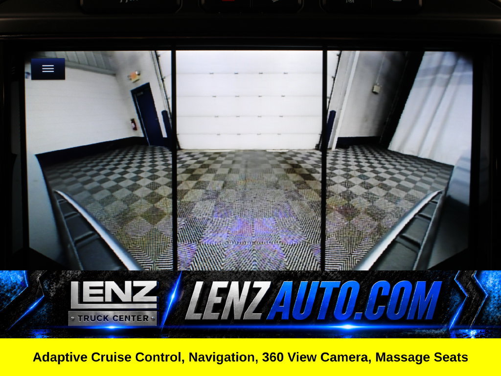 Used 2022 Ford F250 Platinum w/ FX4 Off-Road Package AWD/4WD image 31