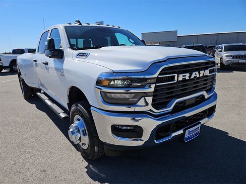 New 2026 RAM 3500 Tradesman image 11