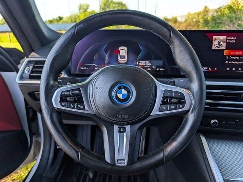 Used 2024 BMW i4 xDrive40i w/ M Sport Package AWD/4WD image 22
