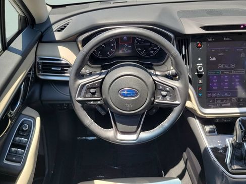 Used 2022 Subaru Outback Limited AWD/4WD image 9