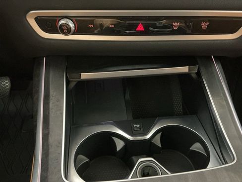 Certified 2023 BMW X7 xDrive40i w/ Premium Package image 13