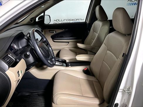 Used 2021 Honda Pilot Touring image 20