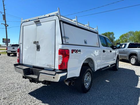 Used 2022 Ford F250 XL w/ Power Equipment Group AWD/4WD image 8