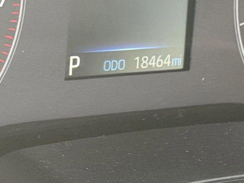 Certified 2025 Toyota Corolla LE image 9