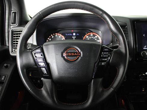 Used 2023 Nissan Frontier PRO-4X w/ Technology Package image 10