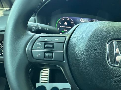 Certified 2025 Honda Accord Sport image 30