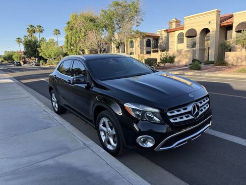 Used 2018 Mercedes-Benz GLA 250 w/ Convenience Package image 4