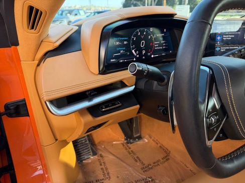 Used 2022 Chevrolet Corvette Stingray Premium Conv w/ Z51 Performance Package image 15