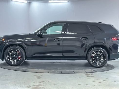 Used 2023 BMW XM AWD/4WD image 5