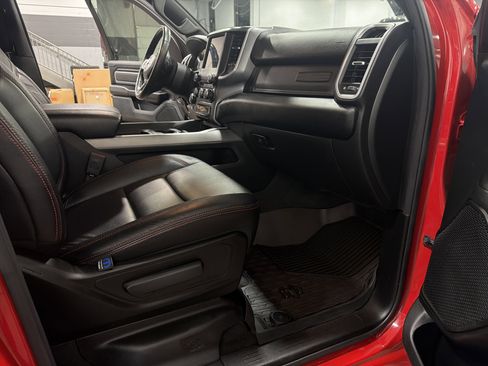 Used 2021 RAM 1500 Big Horn image 24