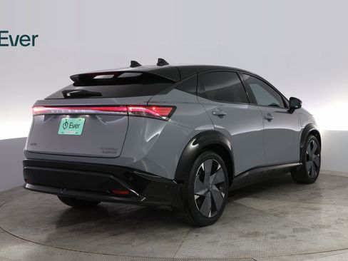 Used 2023 Nissan Ariya image 12