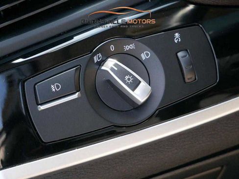 Used 2017 BMW X3 xDrive28i image 17