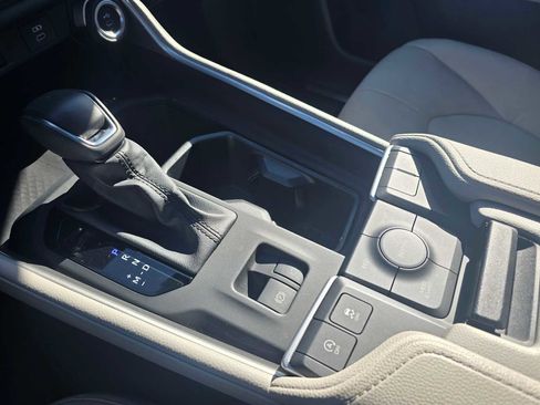 Used 2024 Toyota Grand Highlander Limited image 32