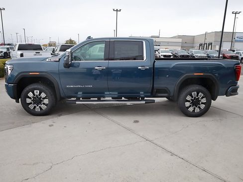 New 2026 GMC Sierra 3500 Denali w/ Technology Package image 3