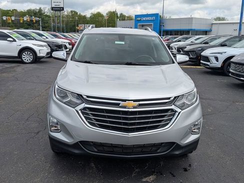 Used 2018 Chevrolet Equinox Premier FWD image 2
