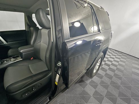 Used 2023 Toyota 4Runner SR5 Premium w/ Moonroof Package RWD image 12