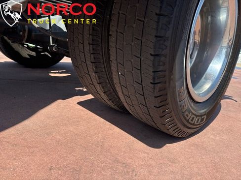 Used 2022 RAM 3500 Tradesman w/ Chrome Appearance Group image 9