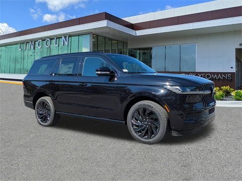 New 2025 Lincoln Navigator Reserve w/ Jet Appearance Package image 2