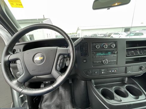 Used 2021 Chevrolet Express 3500 w/ Power Convenience Package RWD image 34