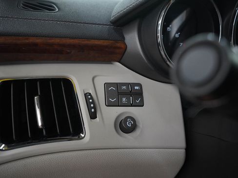 Used 2011 Cadillac CTS Luxury AWD/4WD image 27