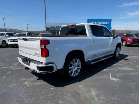 Used 2024 Chevrolet Silverado 1500 High Country w/ High Country Premium Package AWD/4WD image 8