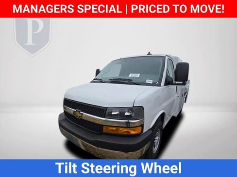 New 2025 Chevrolet Express 3500 w/ Power Convenience Package image 13