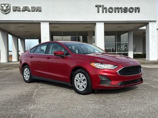 Used 2020 Ford Fusion S video 2