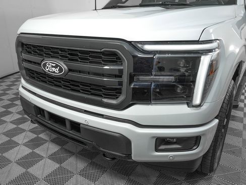 Used 2025 Ford F150 Lariat w/ Equipment Group 501A Mid image 29