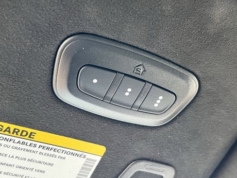 Used 2022 Jeep Grand Cherokee Summit AWD/4WD image 39