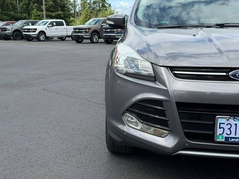 Used 2014 Ford Escape Titanium w/ Equipment Group 401A AWD/4WD image 8