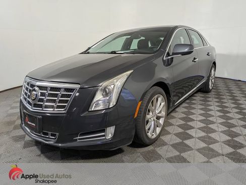 Used 2013 Cadillac XTS Premium AWD/4WD image 3